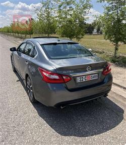 نيسان ألتيما